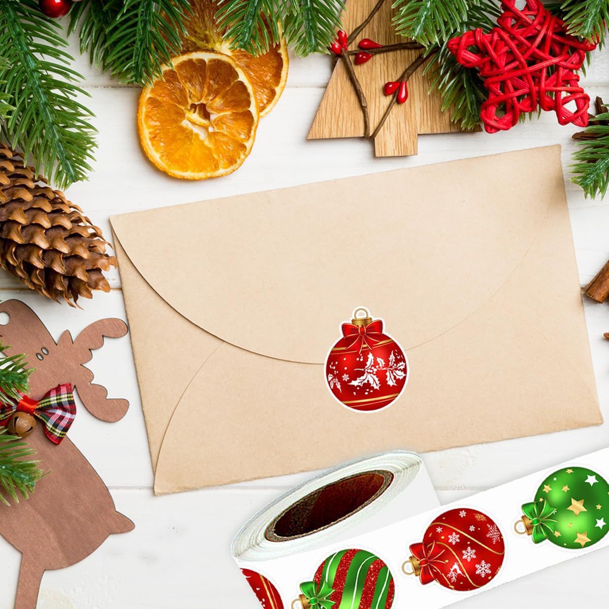 500Pcs Christmas Balloon & Window Sticker Roll – Party Labels