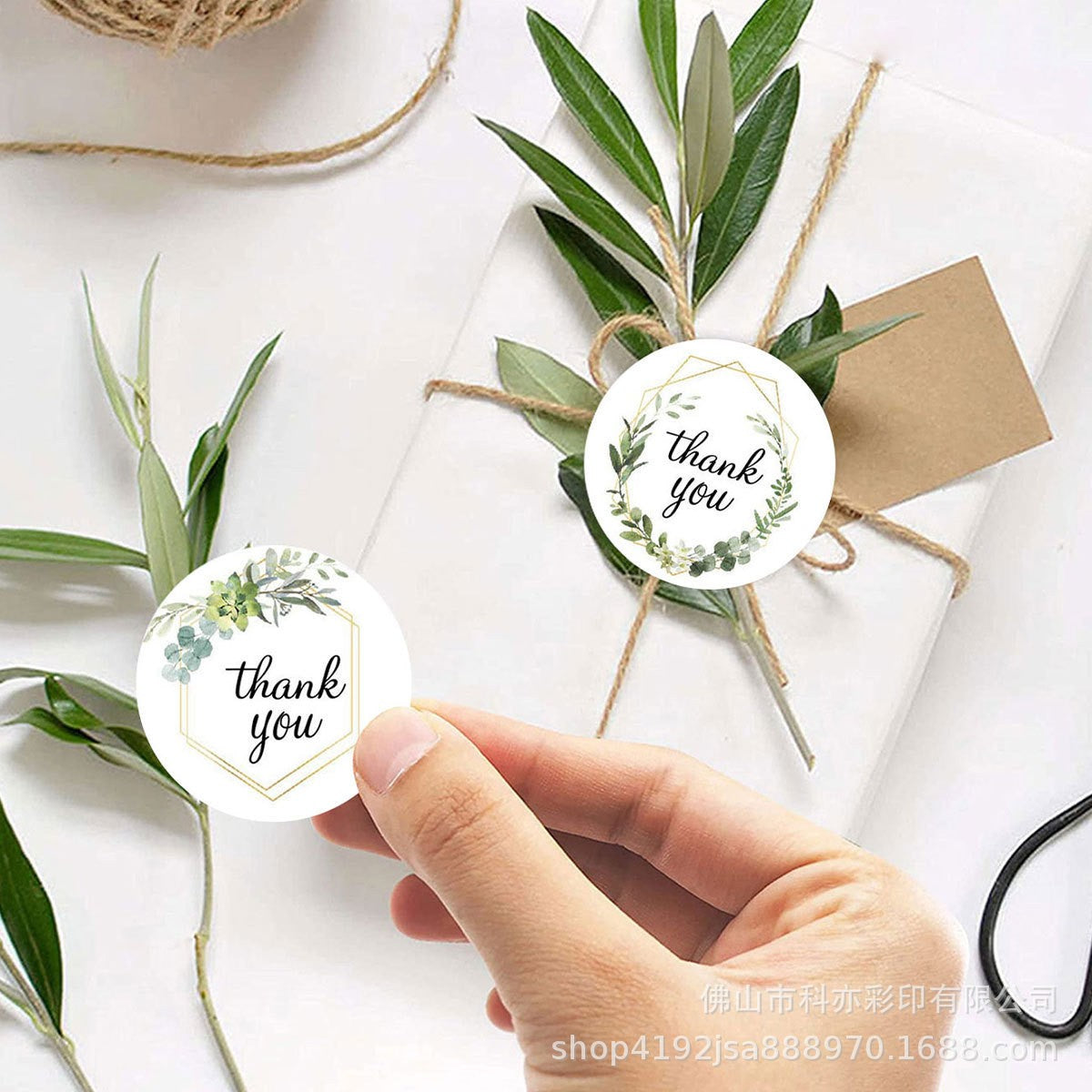 500pcs Gold Frame Thank You Stickers – 2.5cm Round Labels for Gifts
